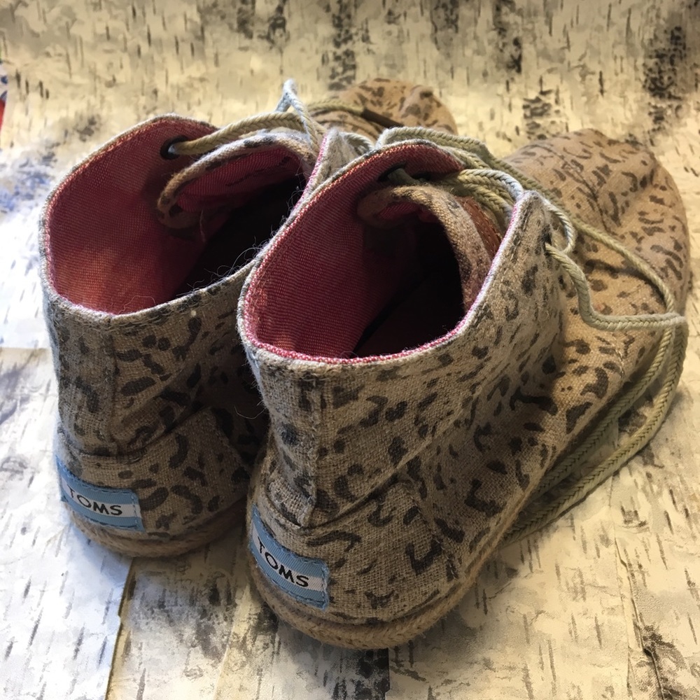 Toms hi tops